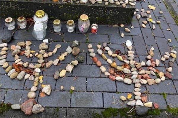Fedler stones