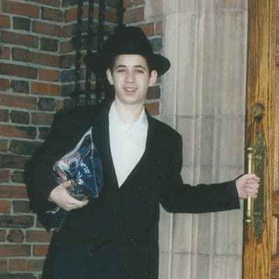 Newfield as a young Lubavitcher