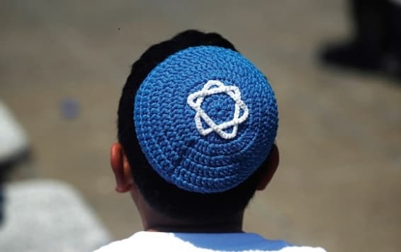boyyarmulka_566_356_c1