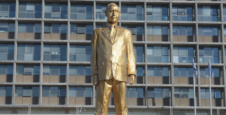 Bibi gold statue