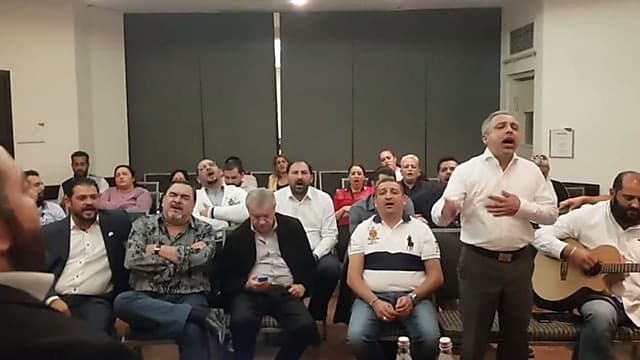 ijur8394725893m5yuc903