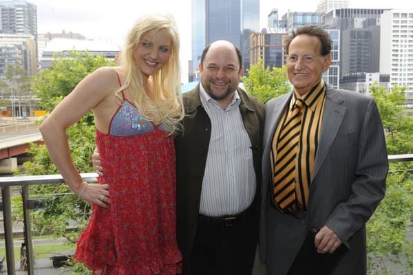 Edelsten brought Seinfeld star Jason Alexander out for his 2009 wedding to Brynne (Julian Smith/AAP)