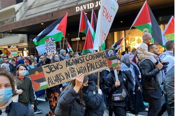 Jews march in solidarity with Palestinians in Melbourne after Israel's recent conflict with Hamas (screenshot)