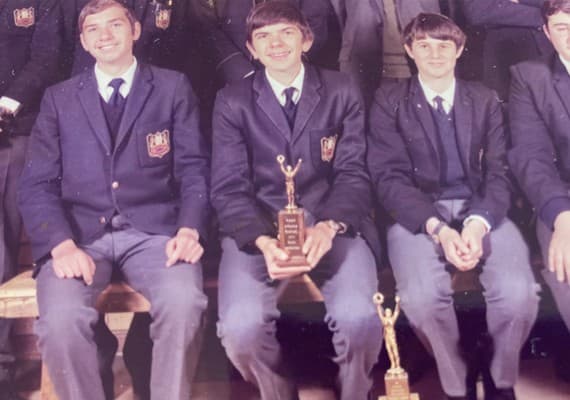 Ralph Genende (holding trophy) at Yeshiva ollege
