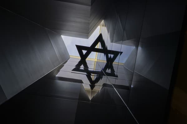 Architectural void feature of the redesign
