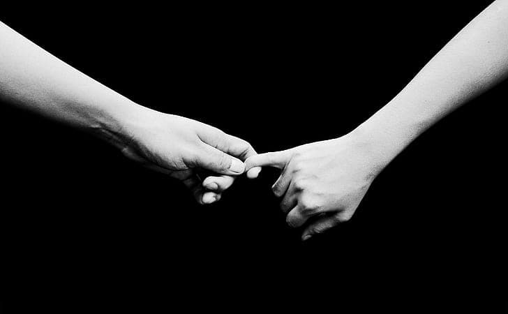black-and-white-contrast-dark-fingers-preview