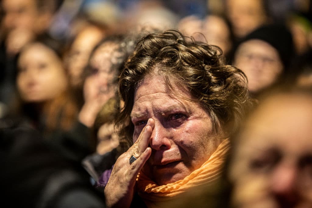 mourning hostages