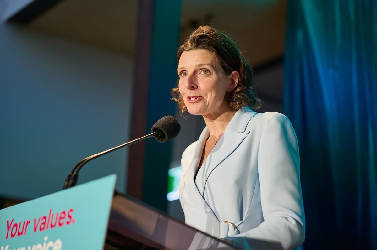 ALLEGRA SPENDER CAMPAIGN LAUNCH