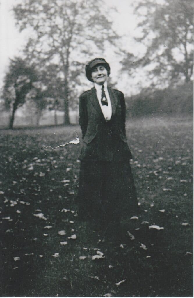 Jessie Sheba Barnett working for the Red Cross during WWI