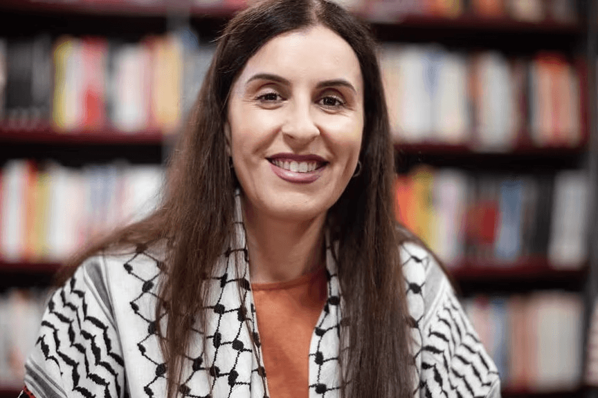 Randa Abdel-Fattah keffiyeh