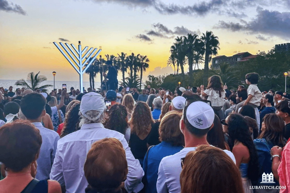 chanukah by the sea bondi