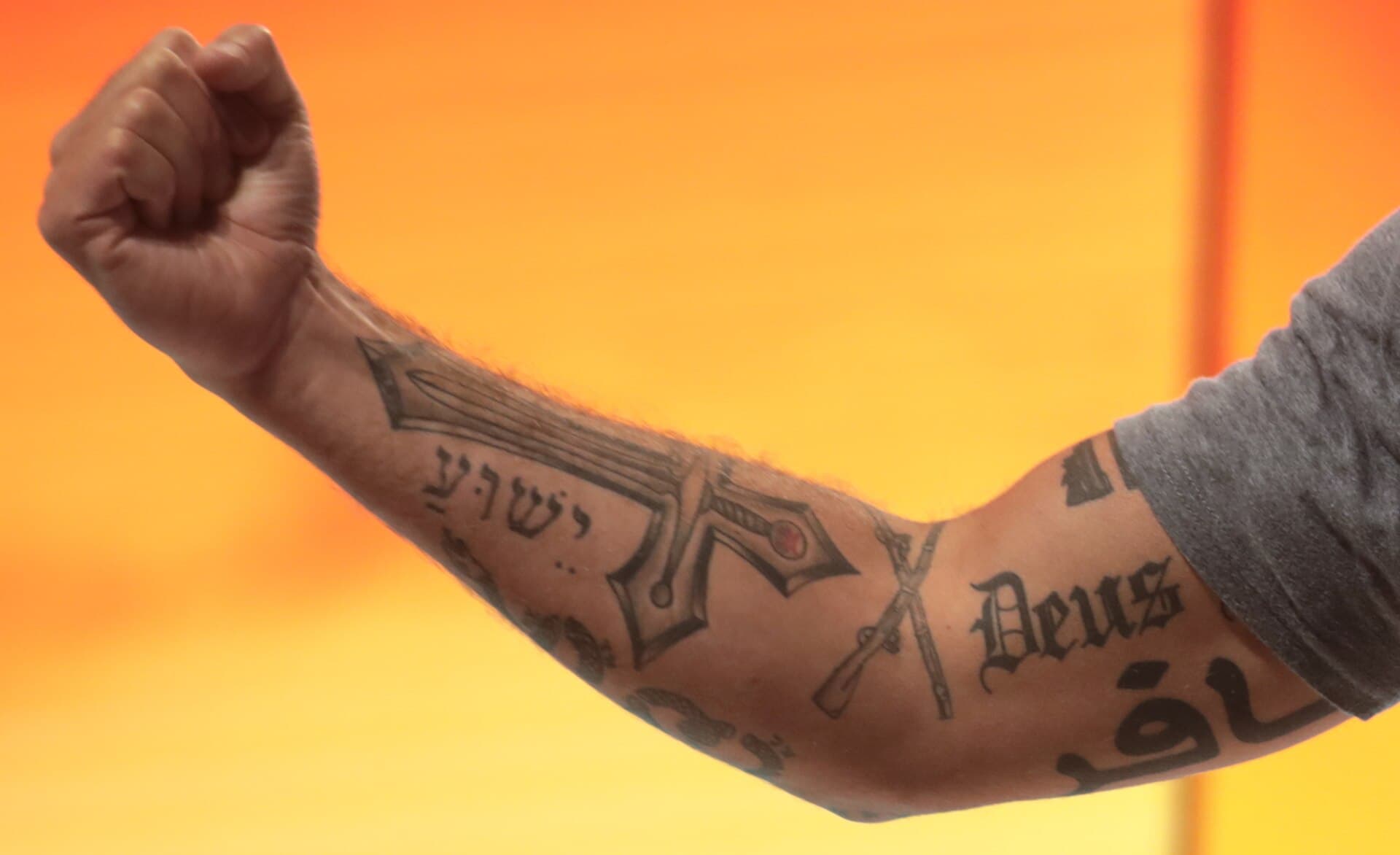 Pete_Hegseth_arm_tattoos_in_2021_(cropped)