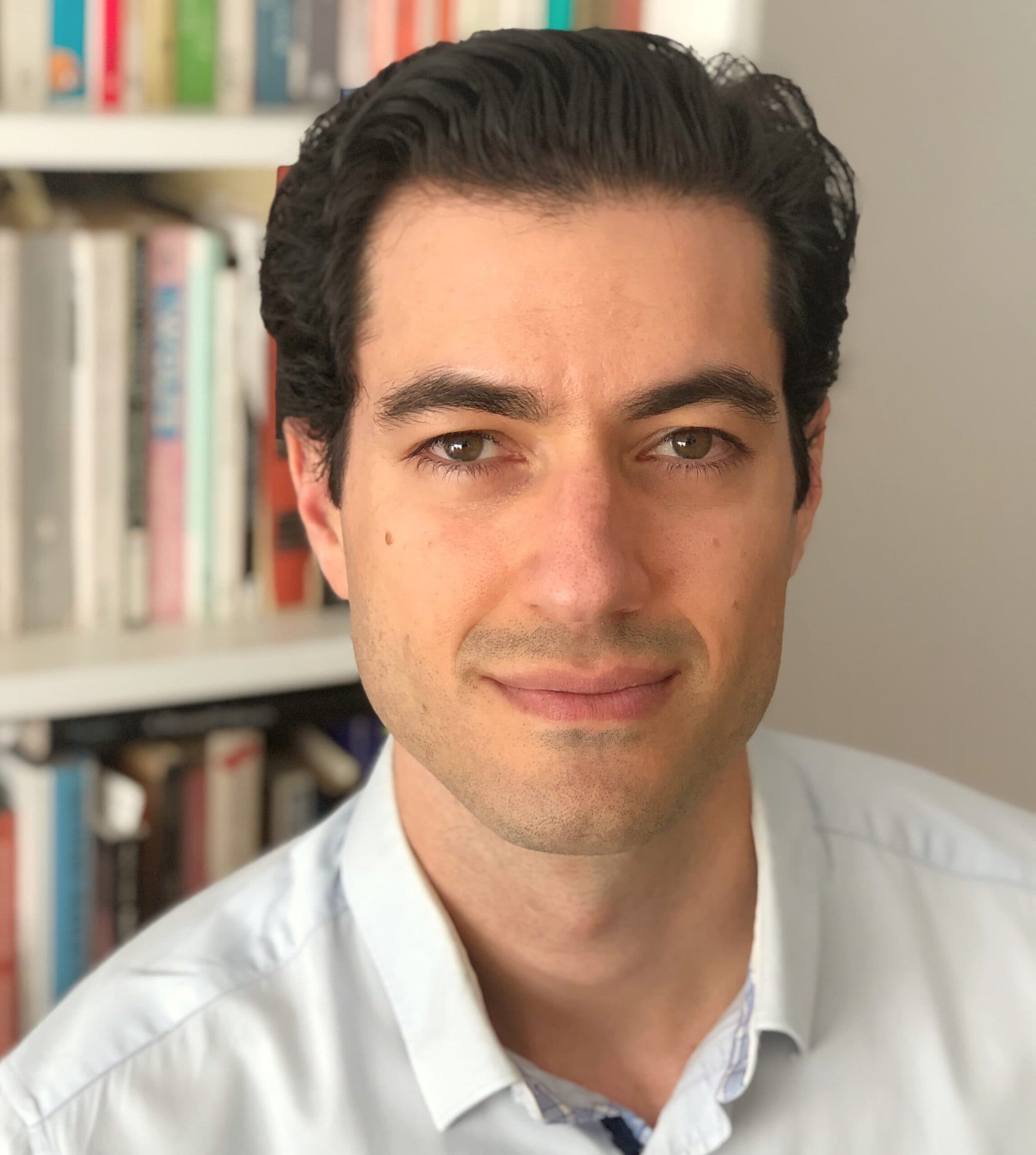 Anthony Levin headshot