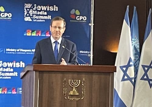President Isaac Herzog addresses the Jewish Media Summit