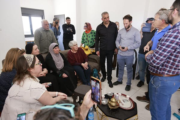 Members of Tag Mair visit a Palestinian family in Huwara (Ittay Flescher) 