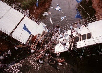 Maccabi Bridge collapse in 1997