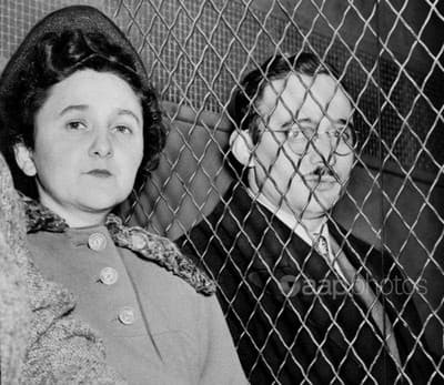 Julius and Ethel Rosenberg (AAP/UIG/Universal History Archive)