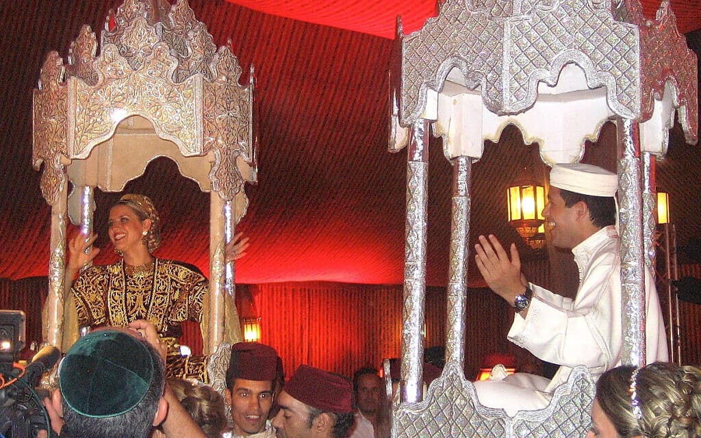 A henna party ahead of a Jewish wedding in Casablanca, Morocco (Image: 100 Jewish Brides).