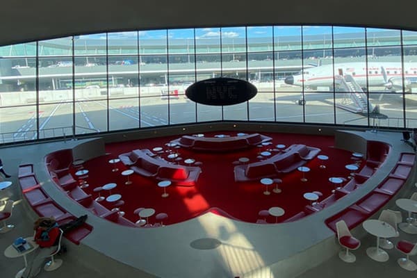 TWA sunken lounge