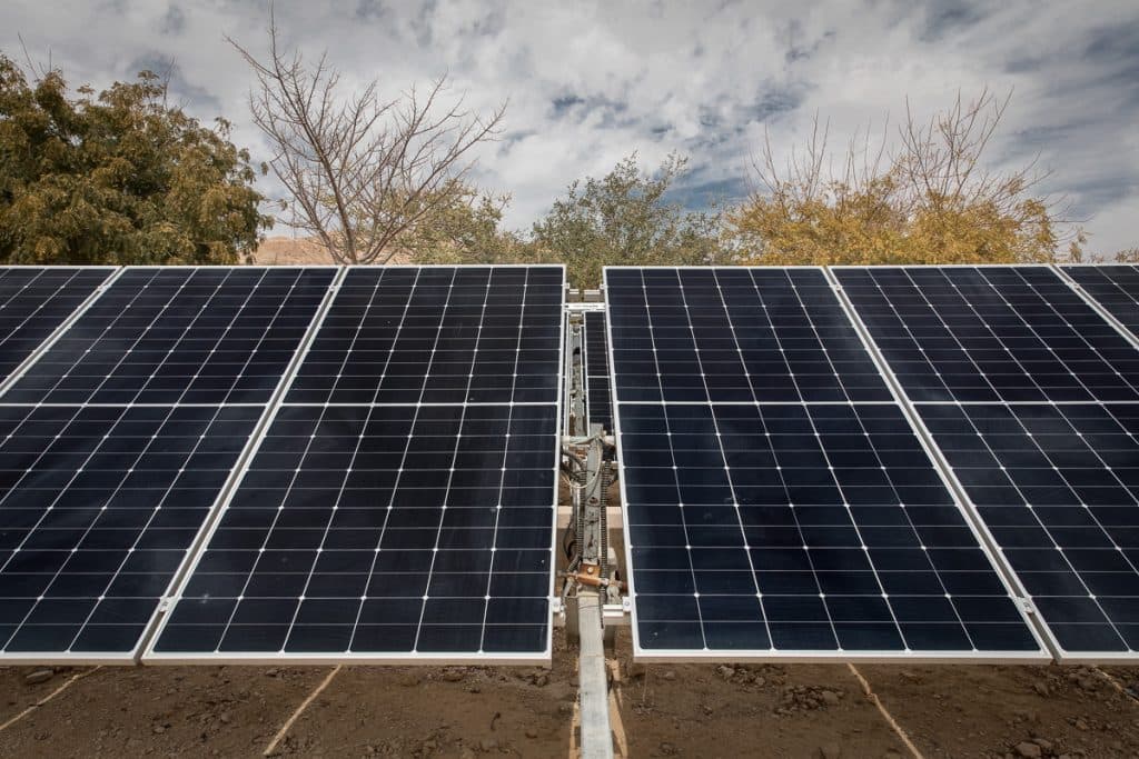 Taking advantage of the specific climate conditions of the Arava Valley and high solar radiation levels, the Arava Institute conducts research on a wide range of topics focused on energy policy, solar fuels, photovoltaic technologies, biomass, wind and solar thermal energy, as well as innovative building techniques designed to conserve energy in desert climates (Image: Gianluca Cecere).