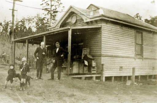 General store in Kallista in 1920 (Image: courtesy of Monbulk Historical Society).